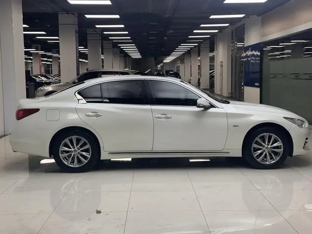 Infiniti Infiniti Q50L 2.0T Comfort Edition
