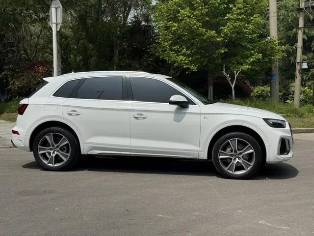 Audi Audi Q5L 45T luxury dynamic type