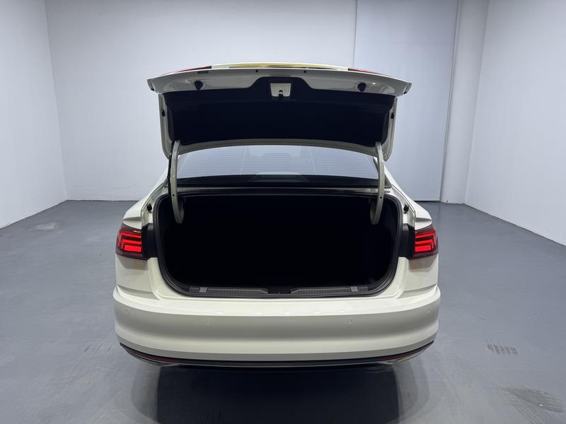 Volkswagen Bora 2021