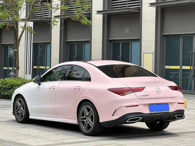Mercedes-Benz Mercedes-Benz CLA CLA 200 four-door coupe