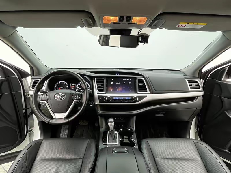 Toyota Highlander 2021