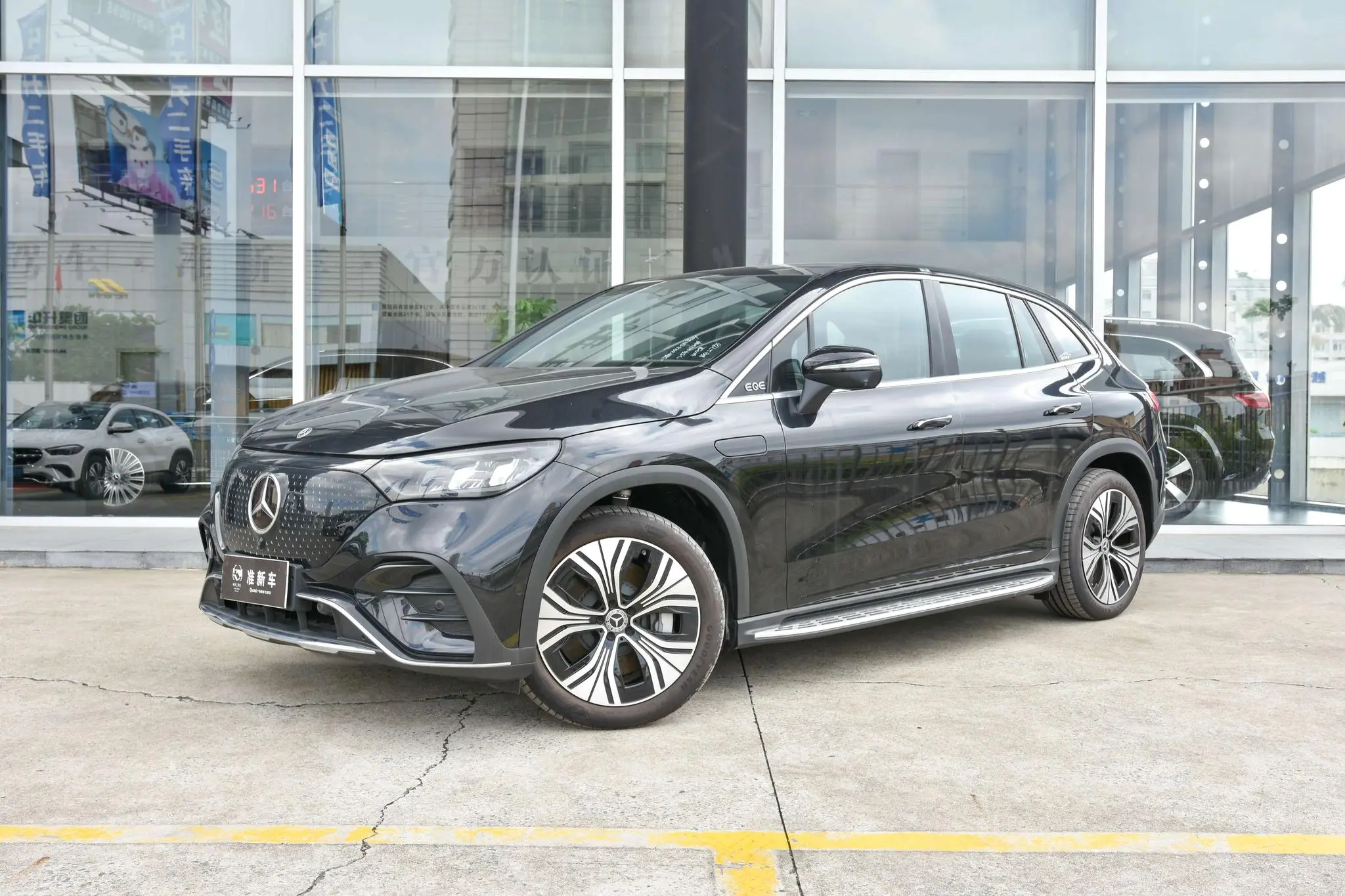 Mercedes-Benz Mercedes-Benz EQE SUV EQE SUV 500 4MATIC Pioneer Edition