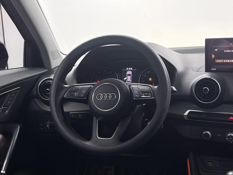 Audi Audi Q2L 2018