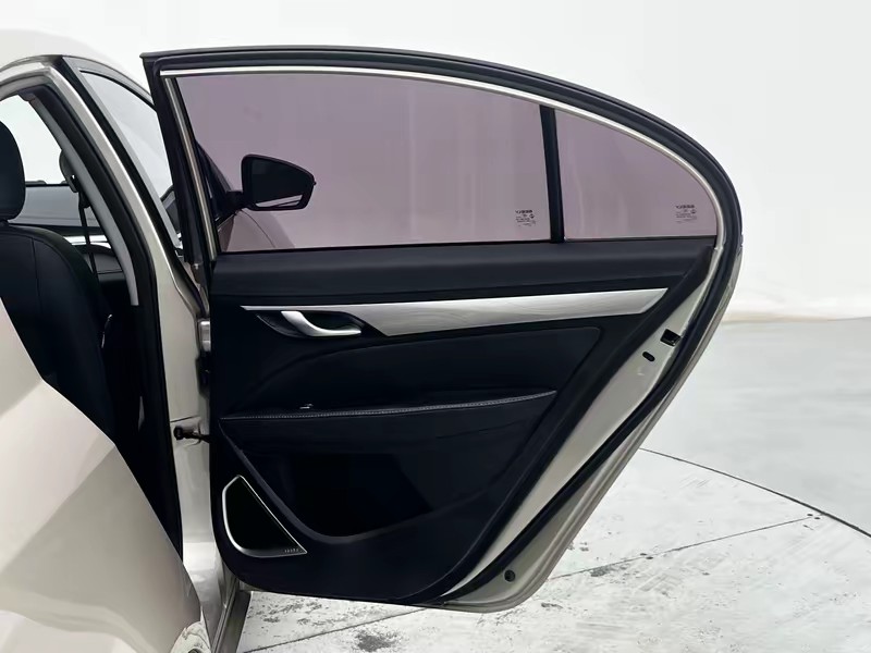 Geely Emgrand 2020