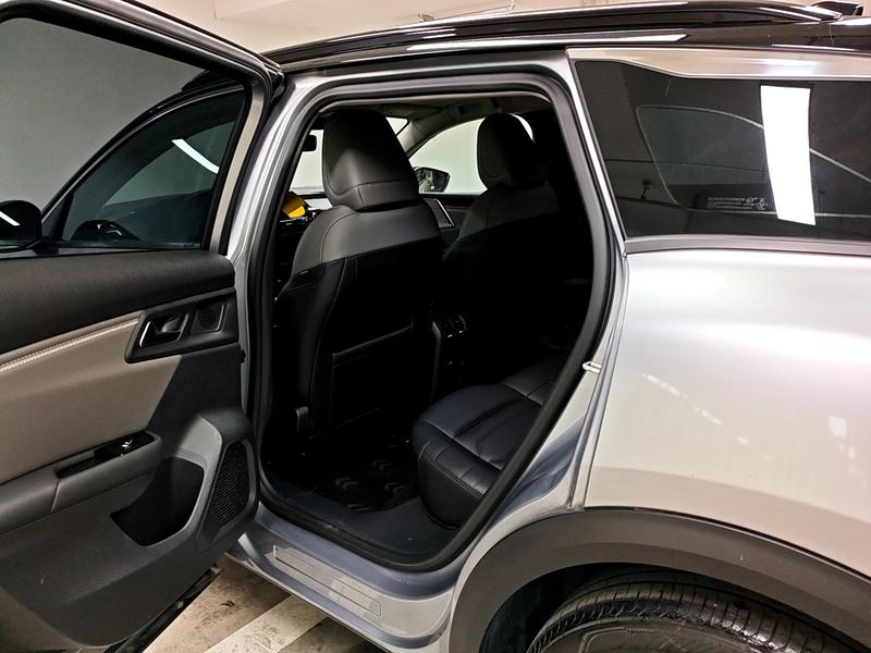 Citroen Versailles C5 X 2021