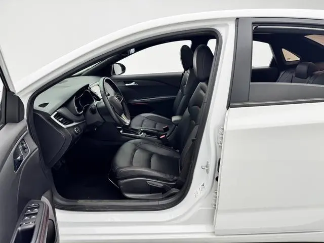 Chevrolet Cruze RS 330T Automatic Fun Version