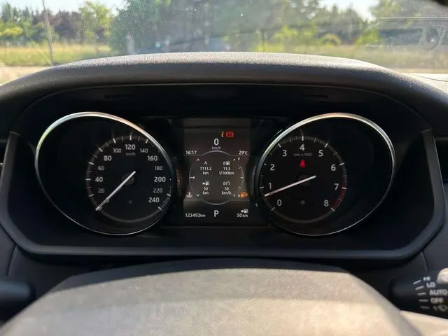 Land Rover discover 3.0 V6 SE
