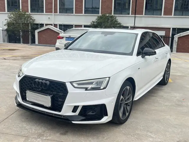 Audi Audi A4L 30th anniversary type 40 TFSI sports type