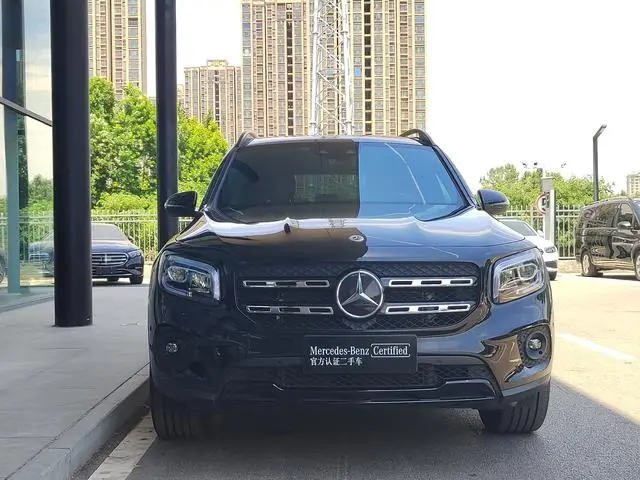 Mercedes-Benz Mercedes-Benz GLB GLB 220 4MATIC