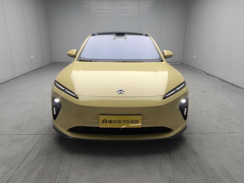 NIO NIO ET5 2022