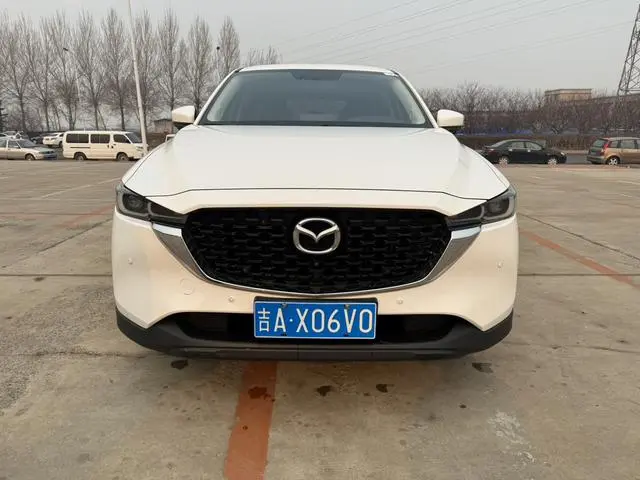 Mazda Mazda CX-5 2.0L automatic two-wheel drive Zhishang type