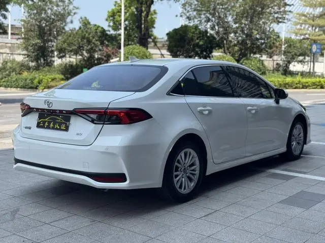 TOYOTA Asian lion 2.0L Premium Edition