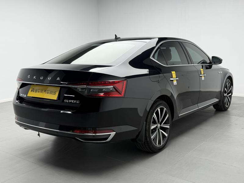 Skoda Superb 2023