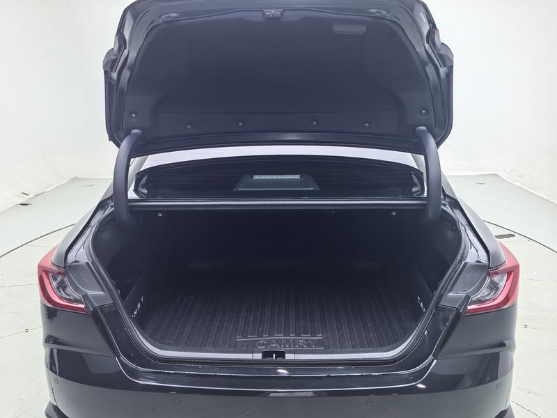 Toyota Camry 2024