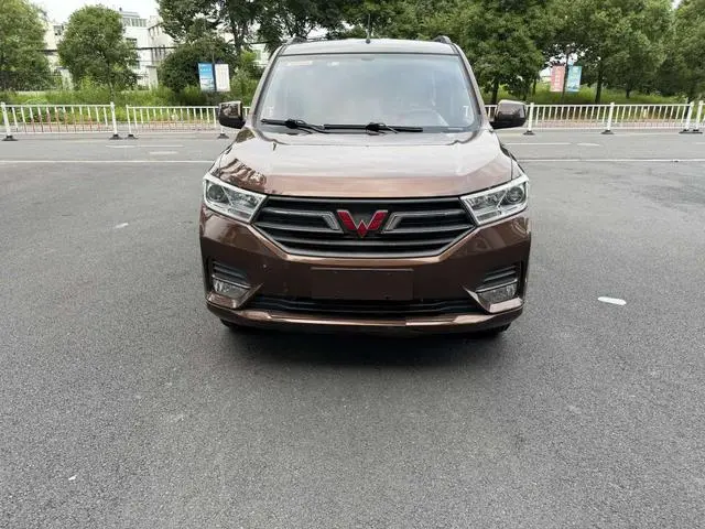 Wuling Wuling Hongguang 1.5L S manual standard type