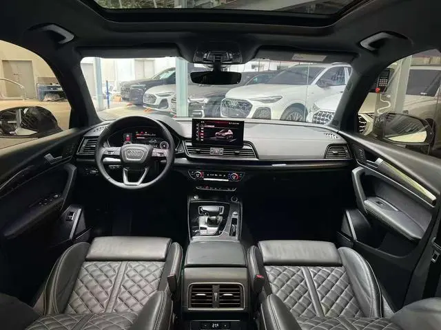 Audi Audi Q5L Sportback 45 TFSI Premium selection