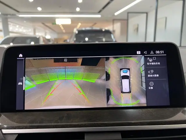 BMW BMW X3 xDrive30i leading M sports suit