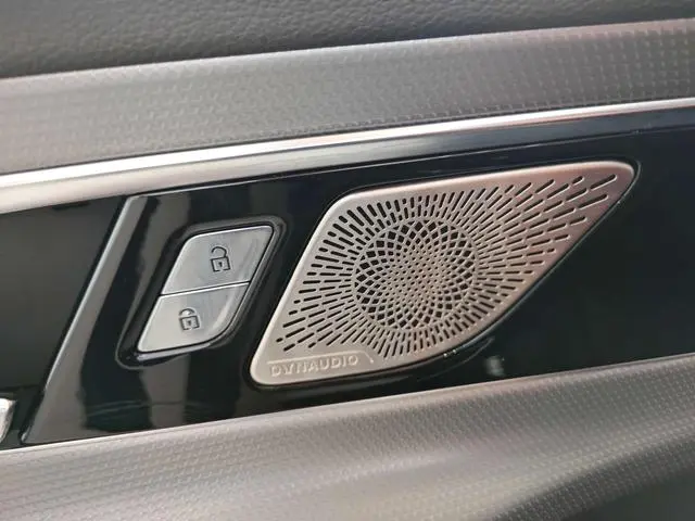 Hongqi Hongqi H5 2.0T Automatic Smart Union flag collar version