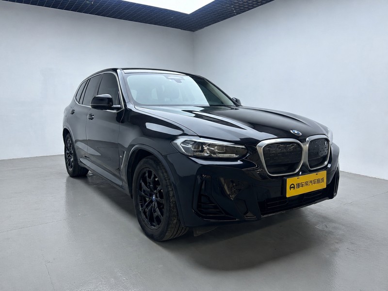 BMW BMW iX3 2023