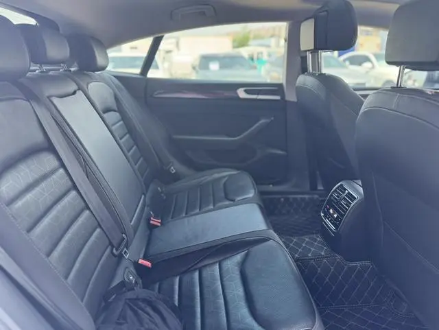 Volkswagen Volkswagen CC 380TSI eye-catching version