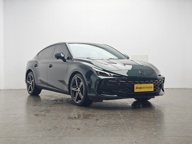 MG MG7 2023