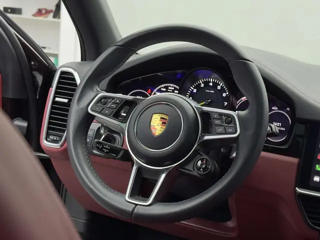 Porsche Cayenne E-Hybrid Cayenne E-Hybrid 2.0T Platinum Edition