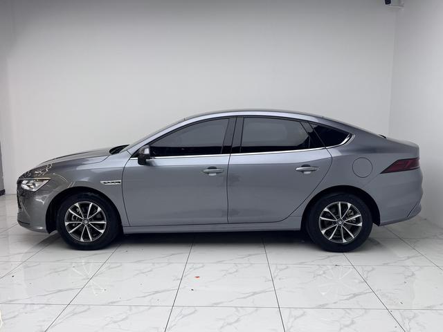 BYD Qin PLUS DM 2023