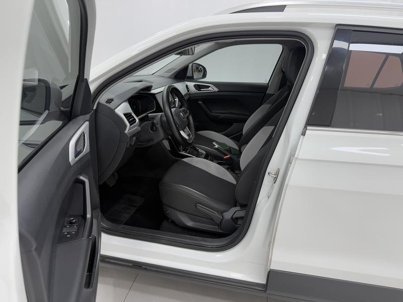 Volkswagen Explore Shadow 2021
