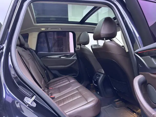 BMW BMW X3 xDrive30i leading M sports suit country VI