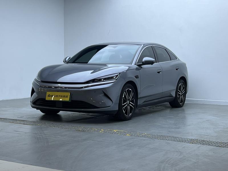 BYD Qin L EV 2025