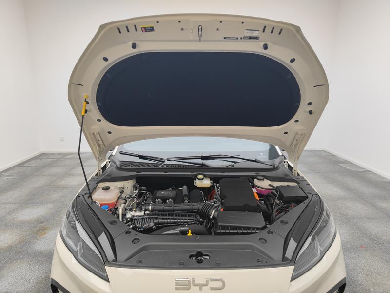 BYD Seal 06DM 2025
