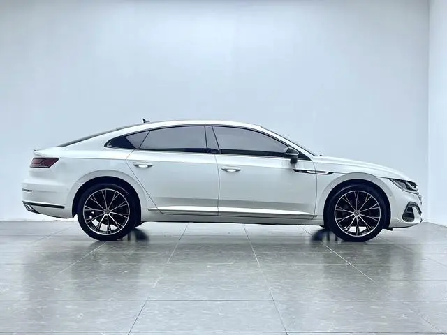 Volkswagen Volkswagen CC 380TSI eye-catching version