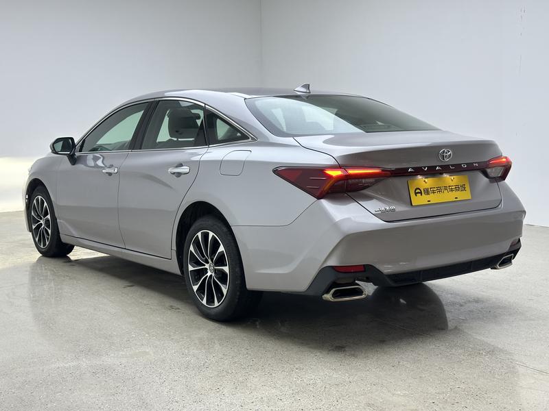 Toyota Asian Dragon 2022