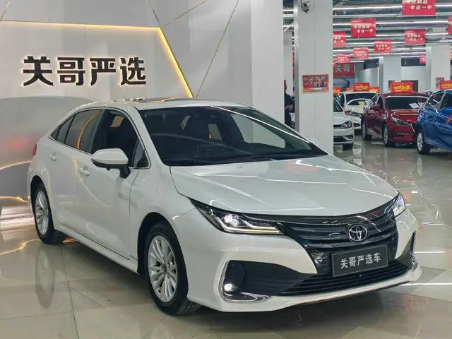 TOYOTA Asian lion 2.0L Premium Edition