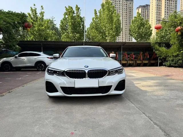 BMW BMW 3 Series 325Li M sports suit