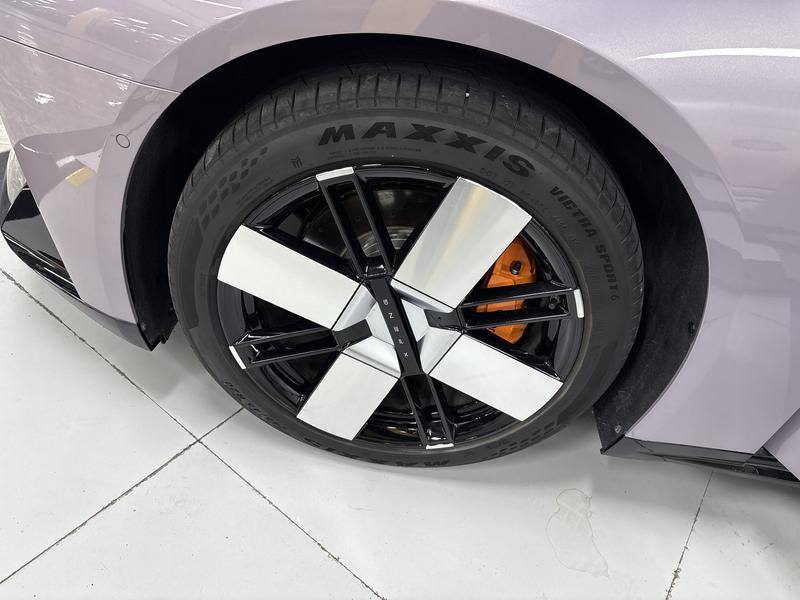 XPeng Xiaopeng P7 2025