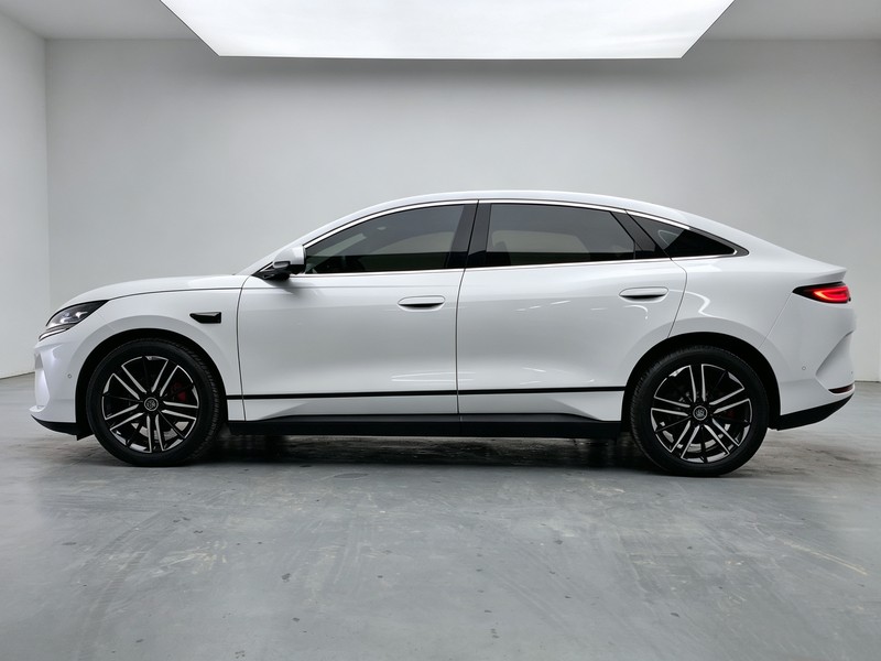 BYD Qin L EV 2025