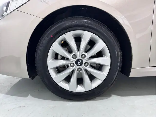 Kia Kia K5 1.6T automatic LUX