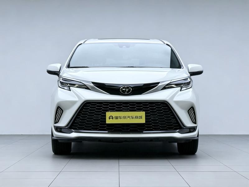 Toyota Gravia 2024