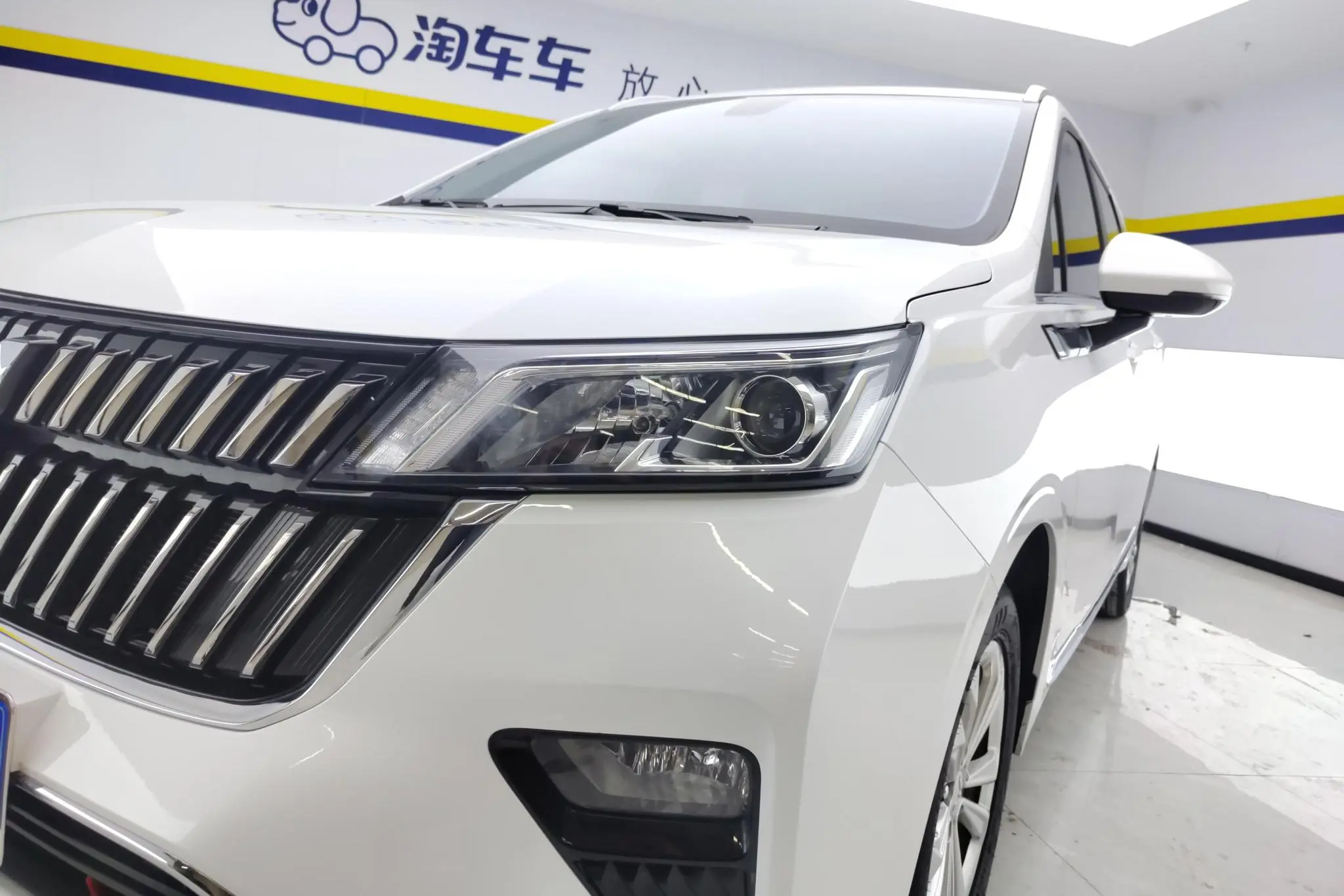 Wuling Wuling Jiachen 1.5T CVT Smart Luxury