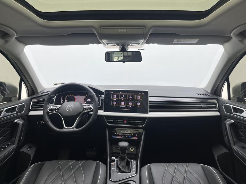 Volkswagen Tiguan L 2022
