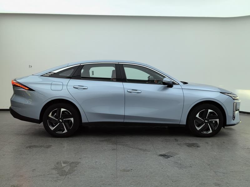 Geely Galaxy Galaxy L6 2025