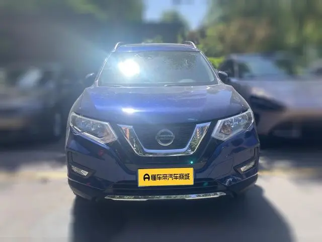 Nissan Qijun 2.5L CVT Zhilian Deluxe Edition 4WD