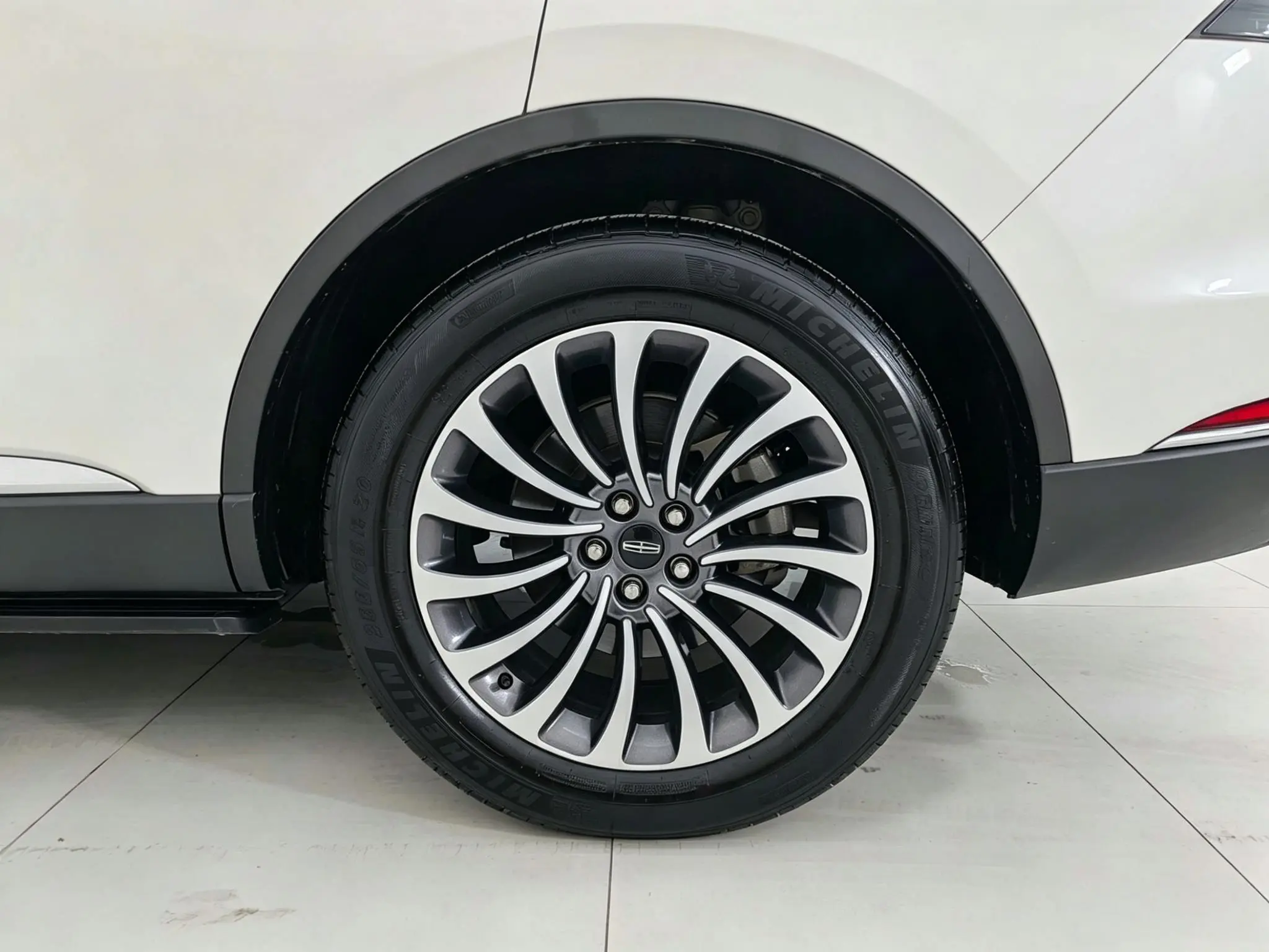 Lincoln Flying home 3.0T V6 four-wheel drive Zunya edition