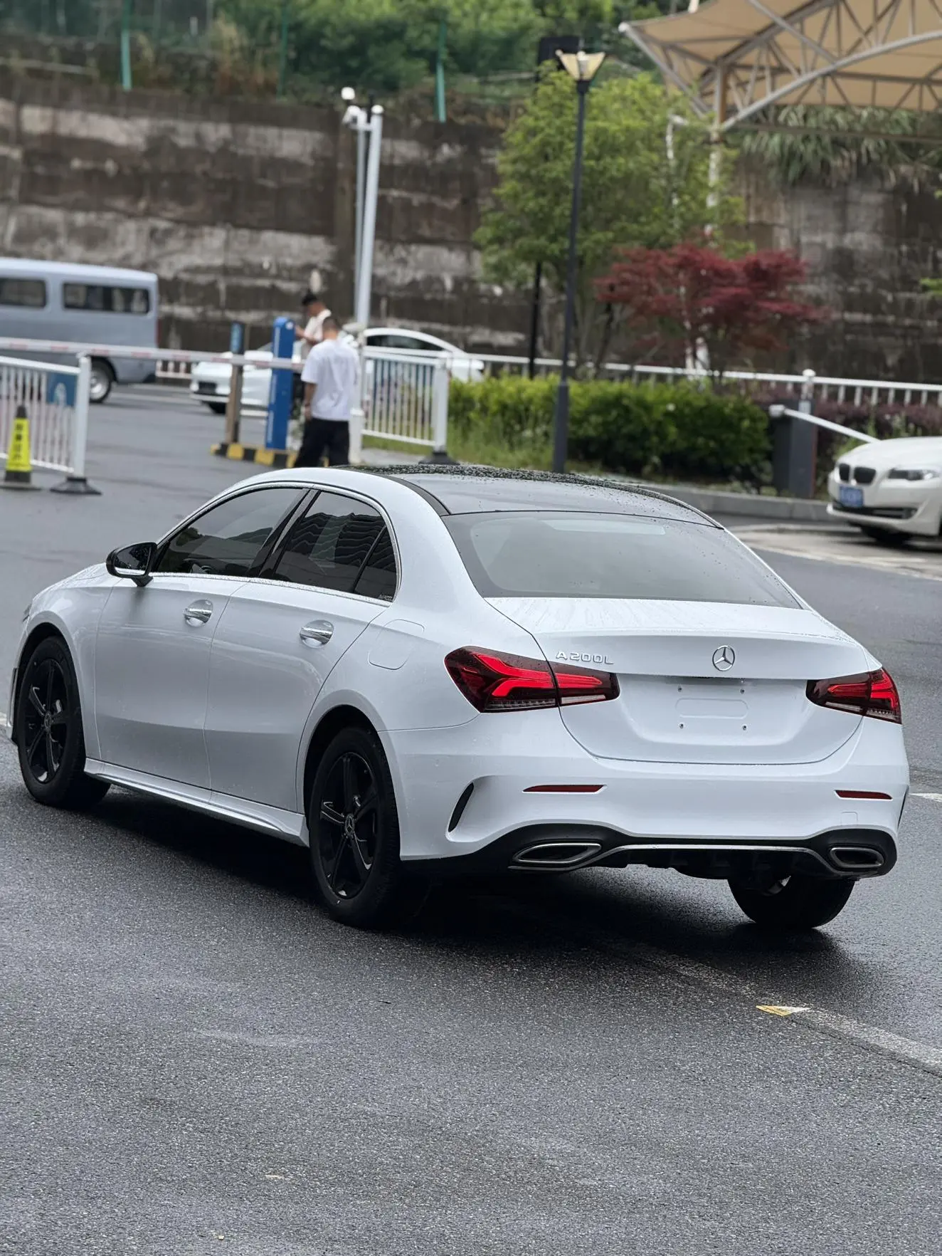 Mercedes-Benz Mercedes-Benz A-class Second facelift A 200 L sports sedan fashion version