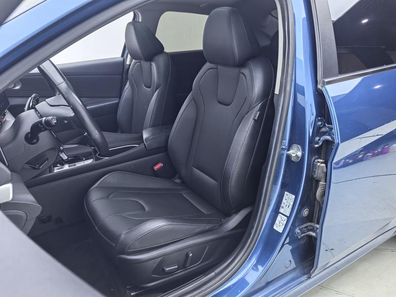 Hyundai Elantra 2021