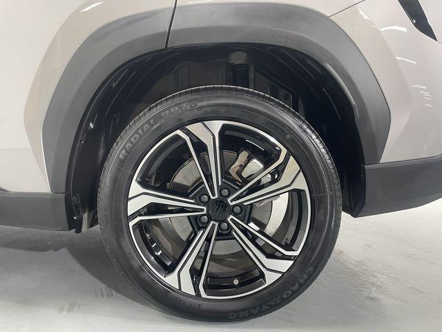 Geely Galaxy Galaxy L7 2025