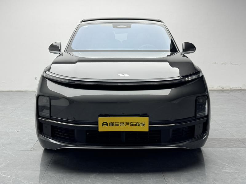 Li Auto Ideal L8 2023
