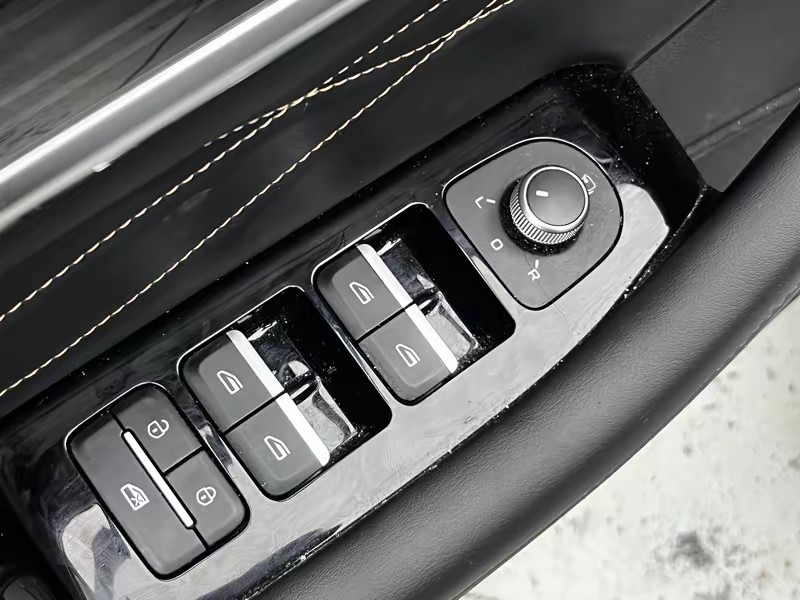 Geely Emgrand L 2024