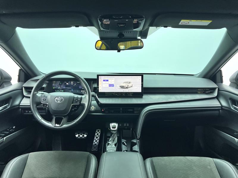 Toyota Camry 2024